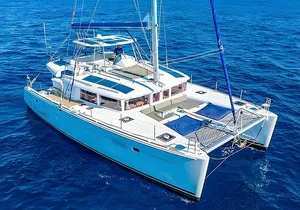 3 Hours Exclusive 45' Lagoon Catamaran Experience