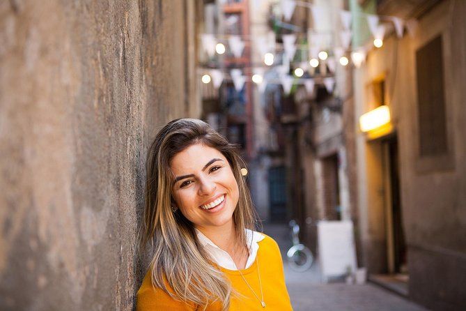 Photoshoot tour in Barcelona Secret Corners