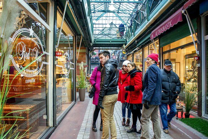 Paris Iconic Saint Ouen Flea Market Small Group Walking Tour