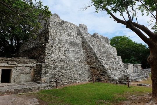 Private Cancun City Tour Ruins, Market & Tequila Testing