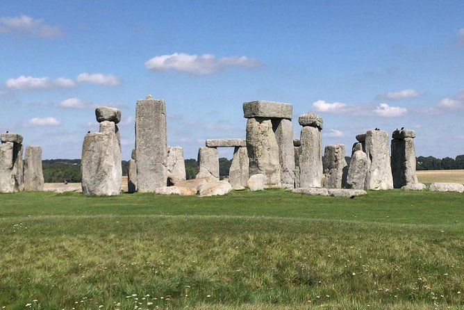 Windsor Castle | Stonehenge | Bath Private Guided Tour fr. London / Southampton