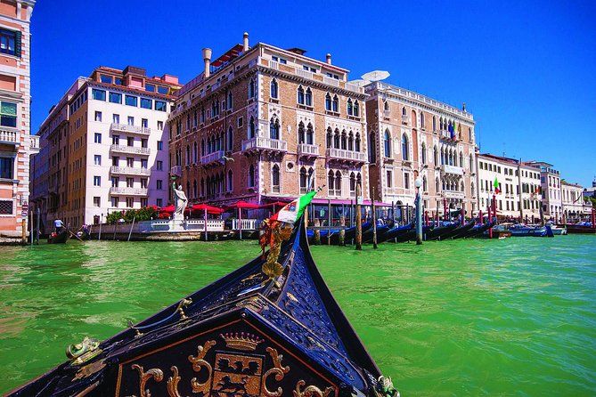 Shared Gondola Ride in Venice