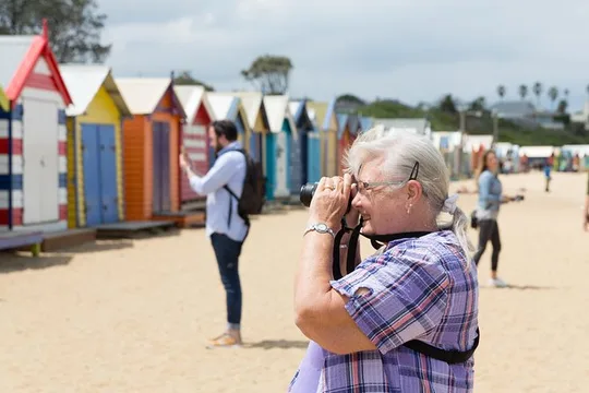 Small-Group Melbourne Walk and Drive Tour with Beach Boxes