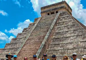 Tour Chichen Itza Cenote and Valladolid