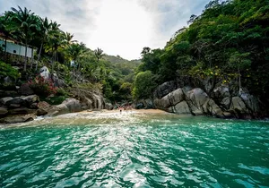 Hiking & Snorkeling to Mexico's Smallest Paradise Colomitos Beach