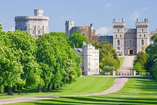 Day Tour Windsor Castle & Oxford by Private Car