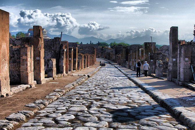 4-Hour Excursion to Pompeii from Sorrento