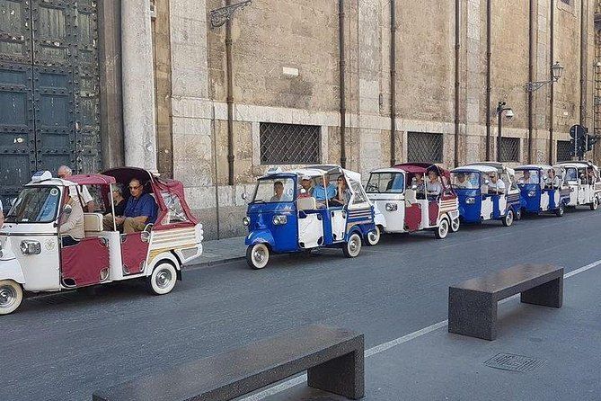 Tuk tuk ride, ape car