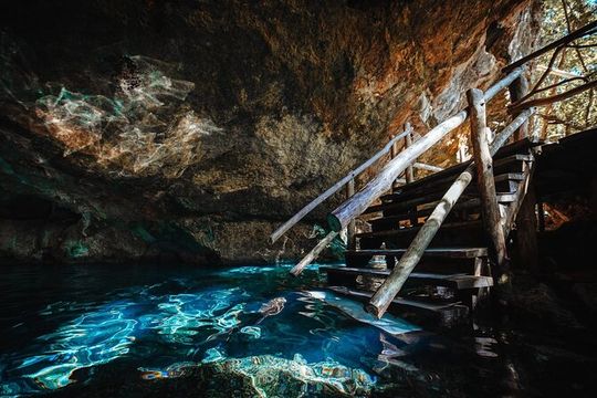 Explore Tulum and Dos Ojos Cenote with lunch and transportation