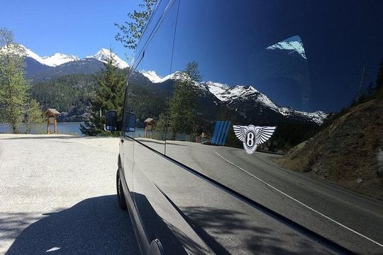 Vancouver-Whistler Private Transfer for Skiing