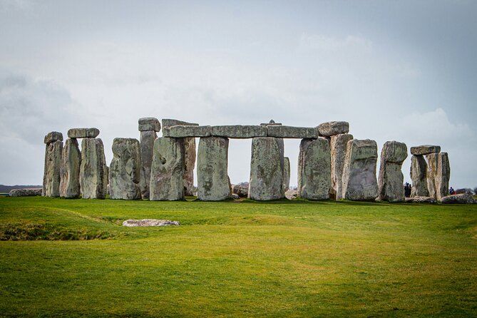 Private Transfers between London & Stonehenge