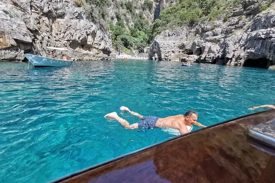 Private Scenic Boat Tour from Sorrento to Capri and Positano