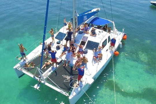 Isla Mujeres Catamaran Tour with Snorkeling & Open Bar