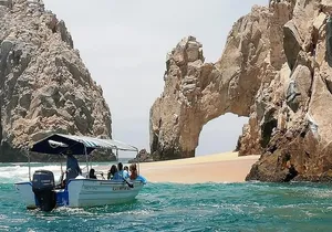 The Arch of Los Cabos Glass-bottom boat tour