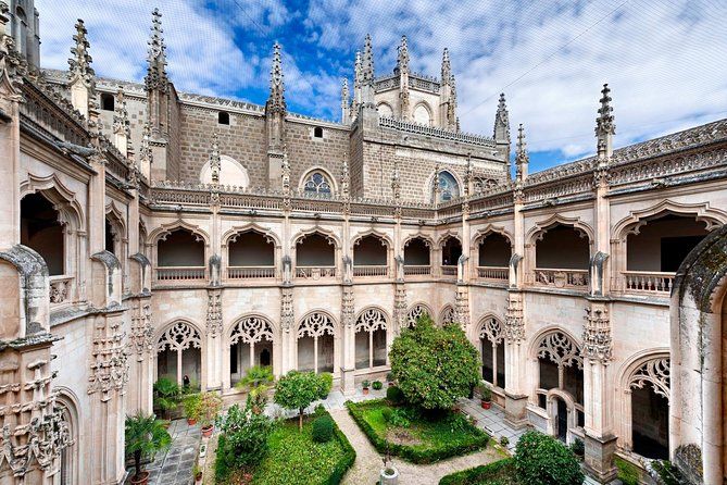 Private Guided Walking tour in Toledo (2 or 3 or 6 hours)