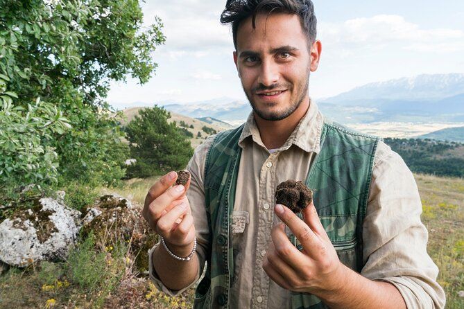 Private Truffles Hunting with Lunch from Florence 5 hours