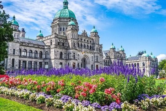 Victoria 1-Day Tour From Vancouver (Butchart Gardens) (Chn&Eng)
