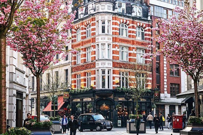 Soho Instagram Self-Guided Walking Tour - Top Photo Spots