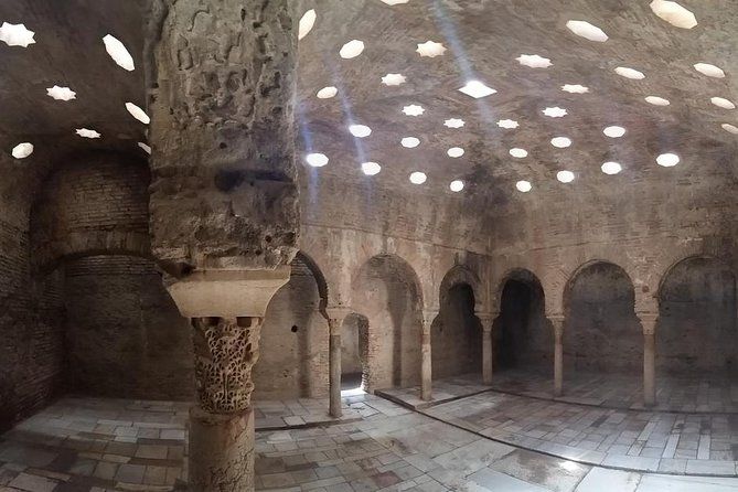 La Granada Nasrid: Nobility next to the Alhambra