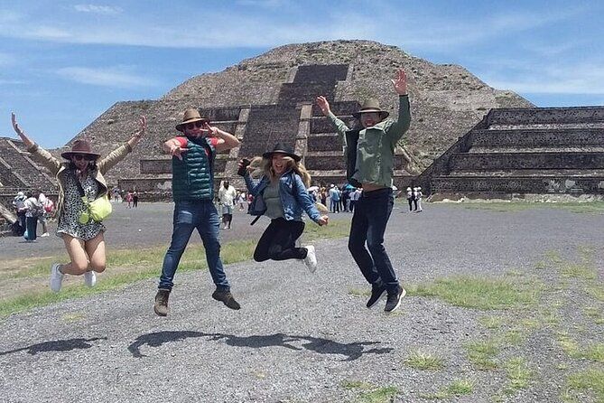 Private visit-Teotihuacan & Basilica of Guadalupe+mezcal tasting