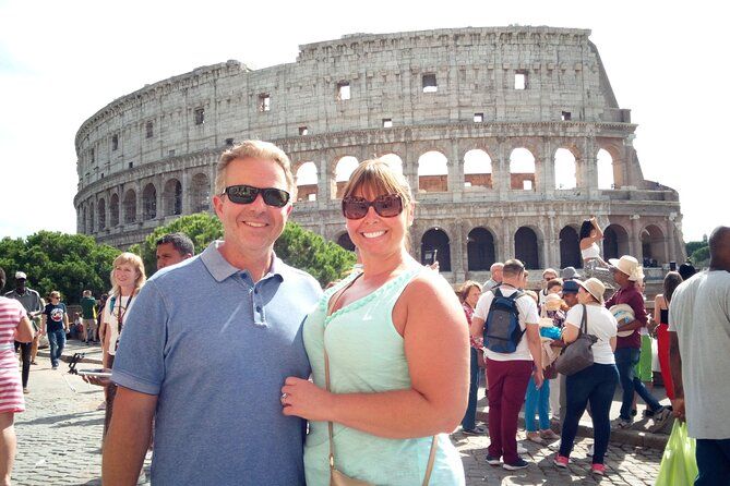 Private Guided Tour: Colosseum and Roman Forum