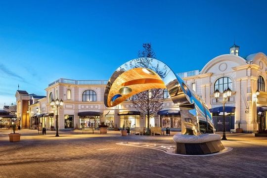 Vancouver Lay Over Shopping (Mc ArthurGlen Designer outlet Mall ) Tour Private