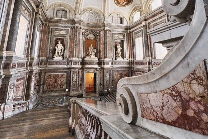 Caserta Royal Palace and Archeological Museum of Naples Private Tour from Rome