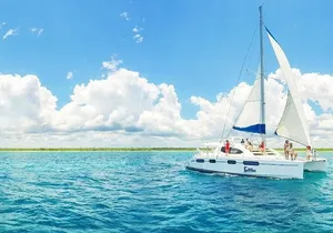 Luxury sailboat in Riviera Maya