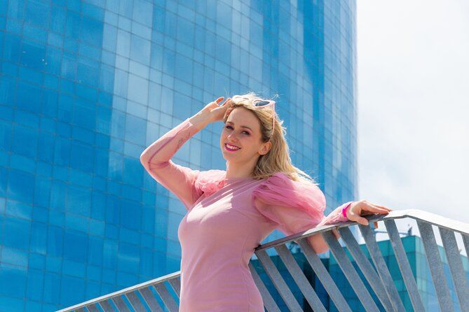 Barcelona: Professional Photoshoot by the Beach