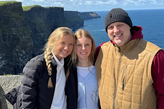 Cliffs of Moher & Bunratty Castle Private Day Tour from Cork