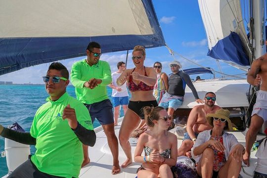 Privilege Catamaran Experience – Isla Mujeres & Open Bar