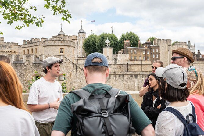 Westminster Walking Tour & Visit The Tower of London