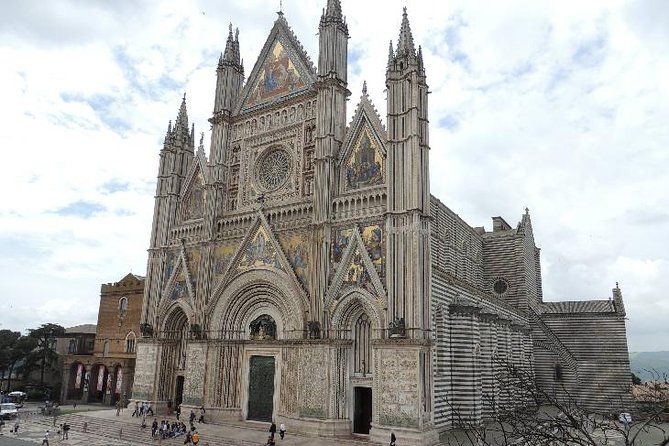 Orvieto and Civita di Bagnoregio (Driver Only/Self Touring)