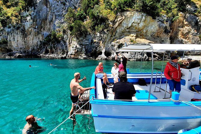 Boat excursion along the Palinuro coast