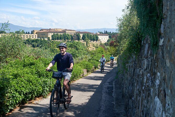 2.5-Hour Florence Hills E-Bike Tour with Tuscan Olive Oil Tasting