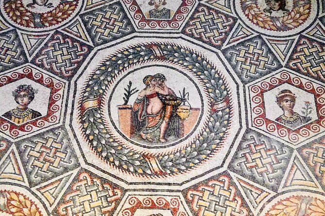ROMAN VILLA (UNESCO) in PIAZZA ARMERINA Private Tour with Guide