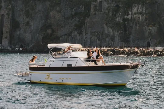 Relax & Sea: Full Day Capri on a Sorrento Gozzo