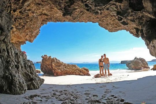 Catamaran Islas Marietas - Snorkel & Open Bar