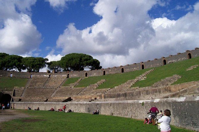 Vesuvius and Pompeii Private Tour: Day Trip from Rome by Car