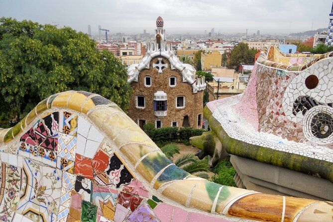 Park Guell Guided Tour in Barcelona with Skip-the-Line