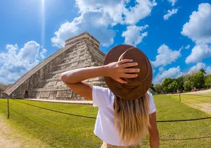 Enigmatic mayan adventure in Chichen Itza (cenote and Valladolid included)