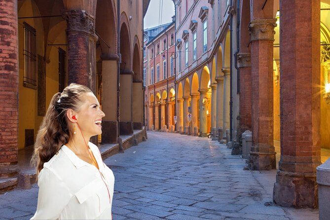 Bologna: City Walk with Audio Guide in 7 Languages on your Phone