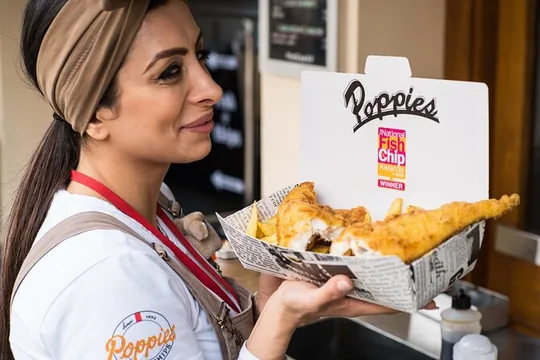 Private East End Food Tour: 7 Tastings with Bagels & Fish & Chips