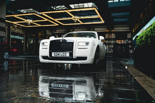 All Inclusive Full day London Private Tour in a Rolls Royce