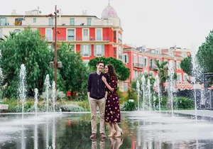 Private Vacation Photography Session with Local Photographer in Nice