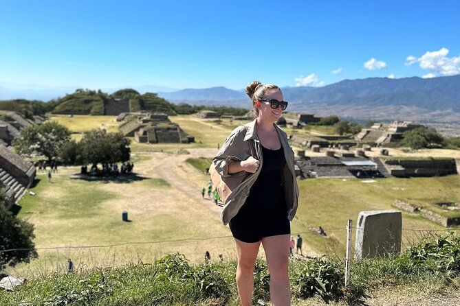 Exclusive: Monte Albán, Hierve el agua, Teotitlán & Mezcal Tour