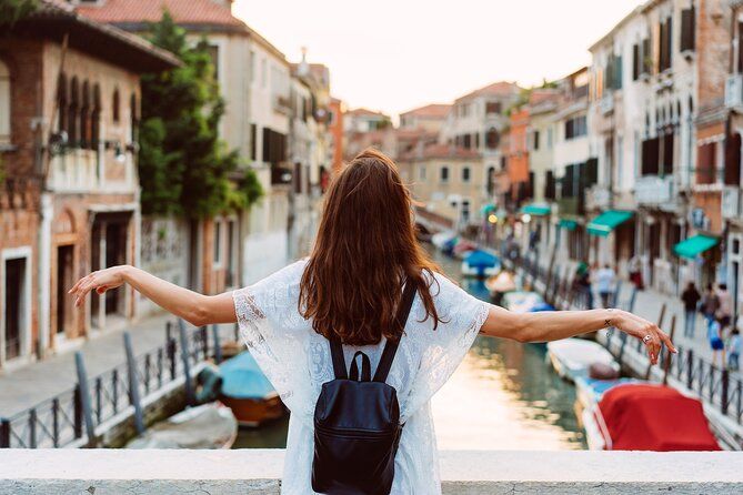 Venice in One Day: City Walk, Murano & Burano with Lunch