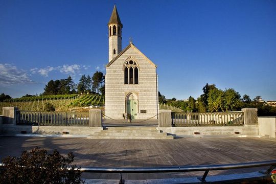 Private Tour of 2 Estates with Wine Tasting in French Riviera