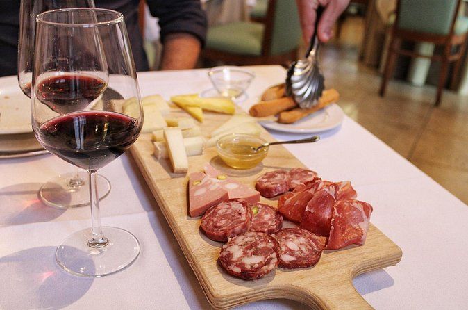 Private Wine Tasting & Lunch Journey from Cefalù