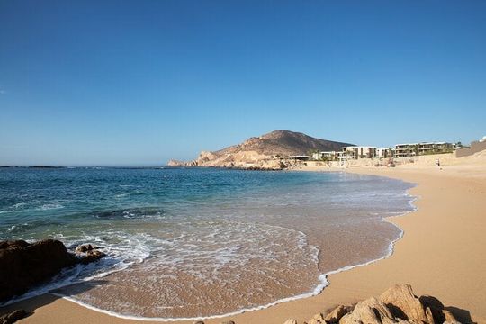Arch Views & Snorkeling Paradise at Chileno Beach
